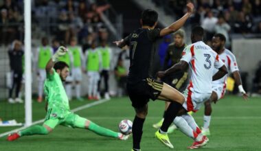 LAFC shut out FC Dallas, yet to allow goal this season