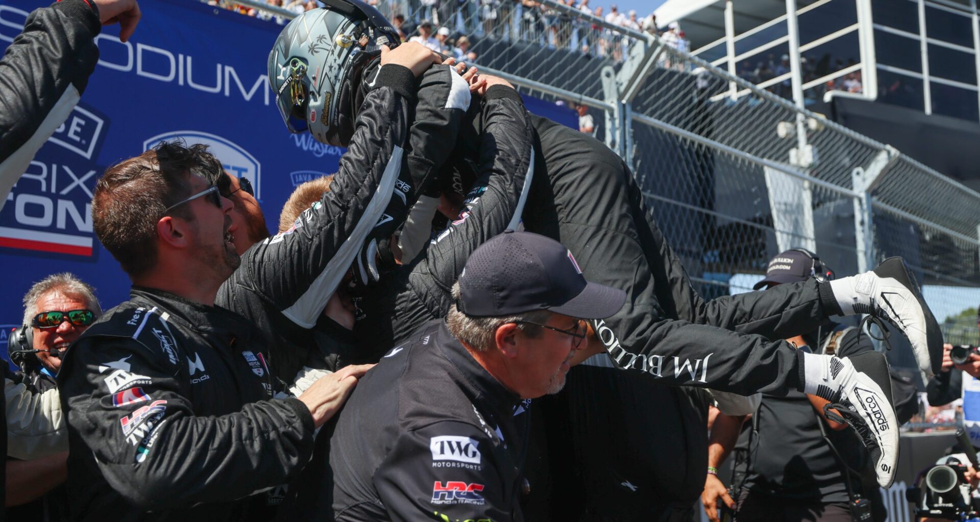 Over the finish line: IndyCar fans revel in success of Grand Prix of Arlington