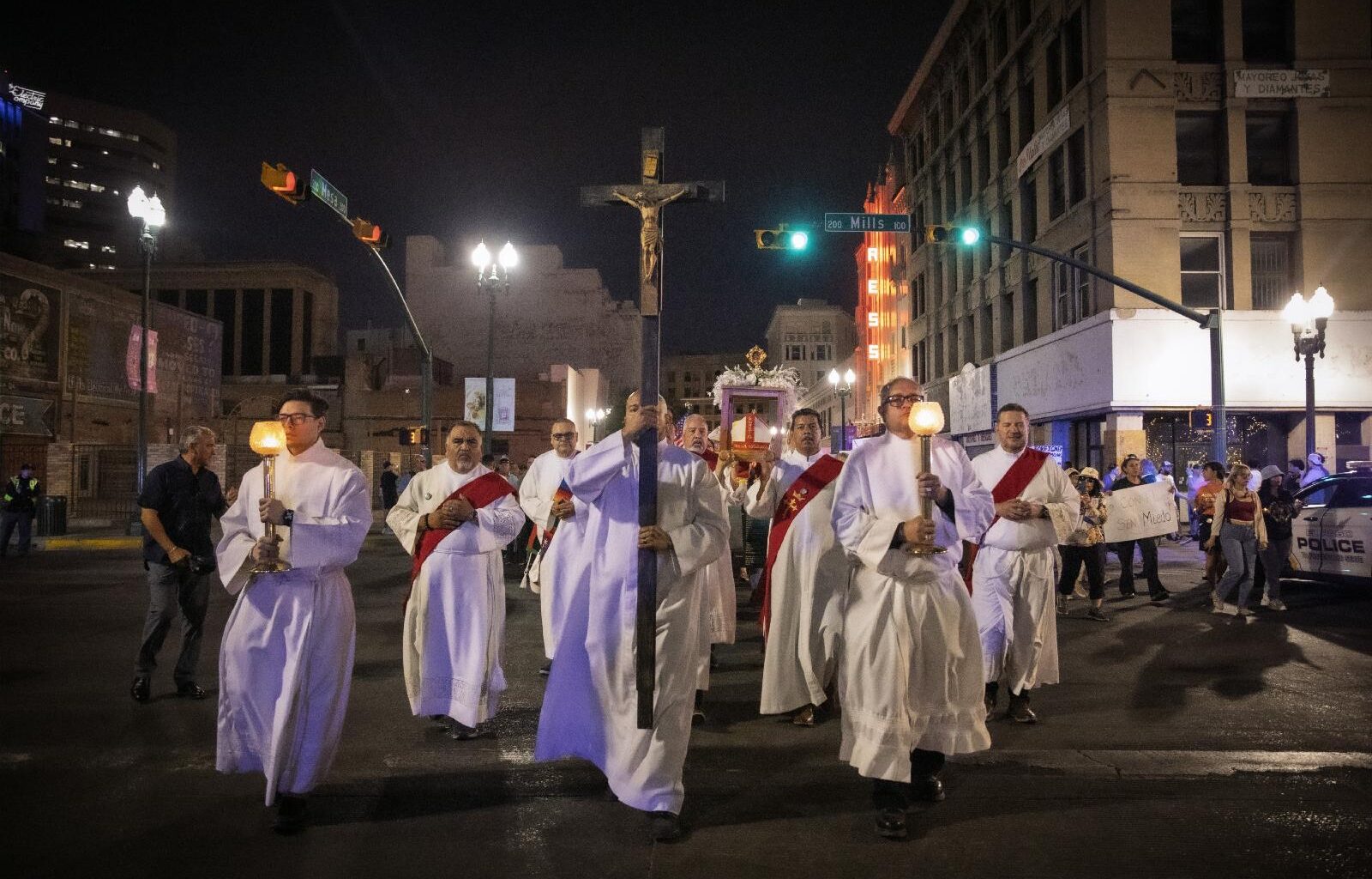 Hundreds rally with bishops to protest mass detention and deportation in El Paso, inspired by Romero