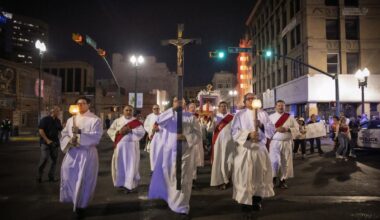 Hundreds rally with bishops to protest mass detention and deportation in El Paso, inspired by Romero