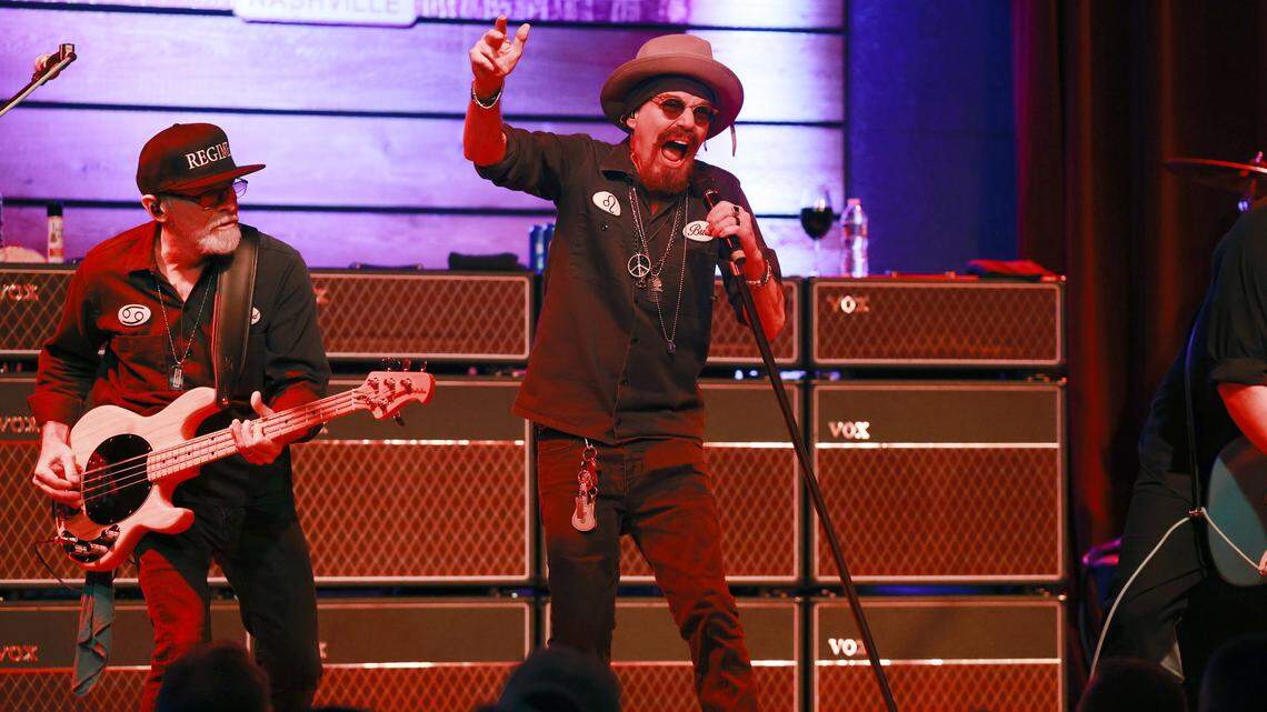 Billy Bob Thornton’s band to play Fort Worth Stockyards show