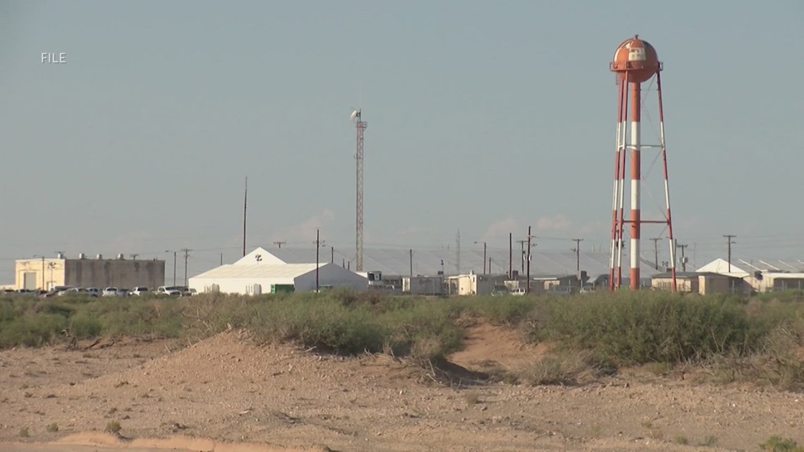 ICE moving toward closing El Paso detention camp, report says