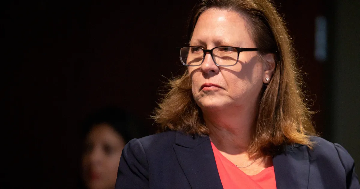 Dallas congresswoman pushes bill to ban surprise polling place changes