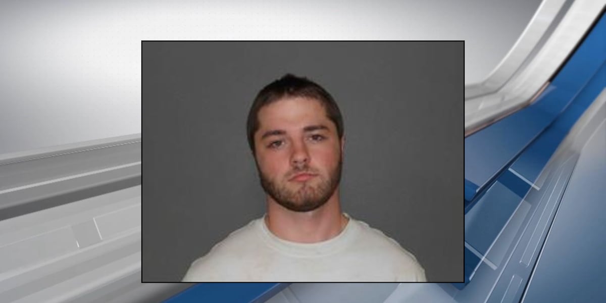 Former Houston County jailer accused of sexual misconduct with an inmate