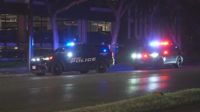 Man charged with capital murder after Heights robbery, police chase