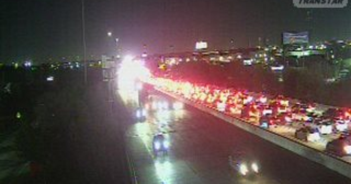 Houston traffic: Tomball Parkway southbound lanes closed due to crash