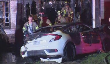 Fire destroys a home in Fort Worth, displacing 7 people on Wednesday morning