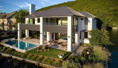 Real Estate Agent in Austin, TX Notes Spring Surge as March