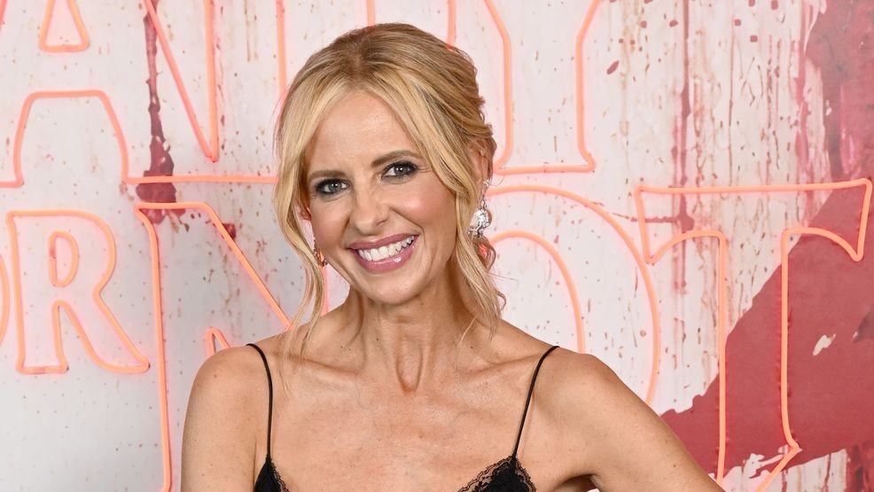 The National Desk dark theme brand icon