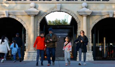 Six Flags Over Texas’ age gets stricter, no minors allowed without a chaperone