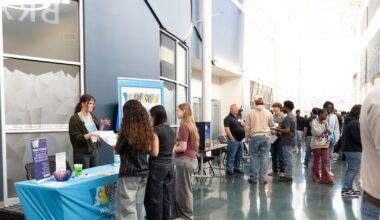 Here's how high school students can stand out with local employers at job fairs