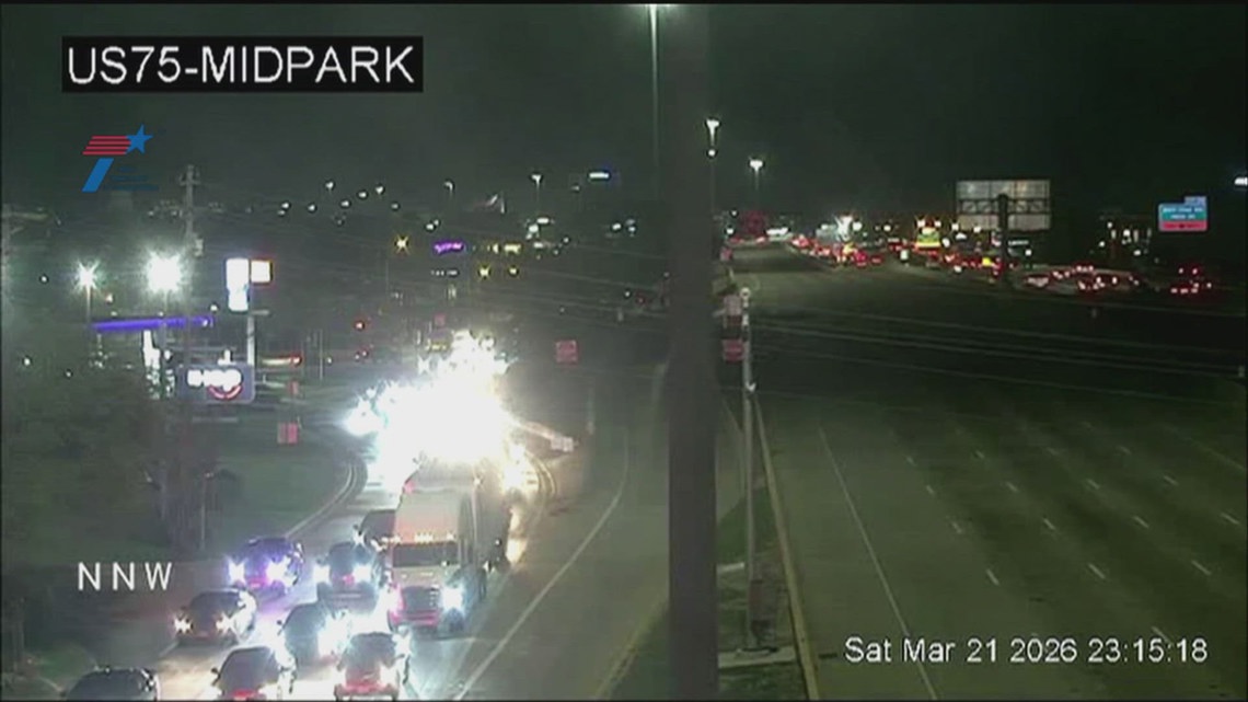 Child dies in single-vehicle crash on US 75, police say