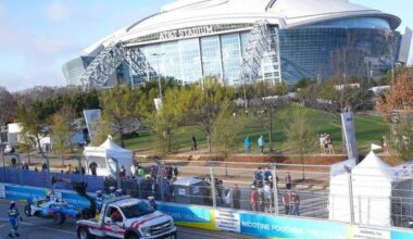 Red flag at IndyCar practice after workers spotted on temporary Texas street course