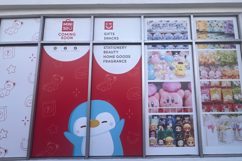 Miniso banners at the Rice Village location, which opened on February 28.  (Community Impact staff)