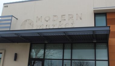 Modern Market closed in Richardson on Feb. 24. (Isabella Zeff/Community Impact)