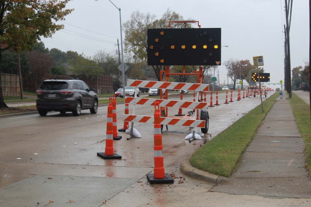 A thin layer of asphalt overlay will be constructed on four roadway sections, including Independence Parkway between Parker Road and Spring Creek Parkway. (Michael Crouchley/Community Impact)