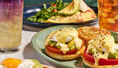 Snooze serves several eggs Benedicts, including the Smashed Avocado Benny pictured above. (Courtesy Snooze)