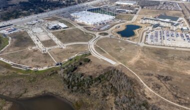 Webster’s Flyway development is now home to Great Wolf Lodge, Vida Mariscos and Chicken N Pickle, with a 12,500-seat amphitheater and a Brazilian steakhouse among the projects slated to open soon. (Jamaal Elllis/Community Impact)