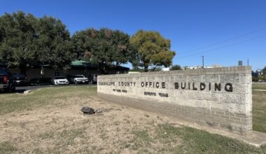 Individuals can cast their votes during early voting at the Schertz Annex Elections Office at 1101 Elbel Road. (Amira Van Leeuwen/Community Impact)