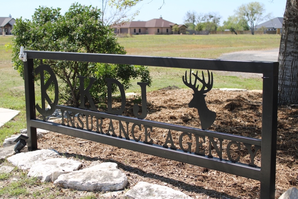 KDJ Insurance Agency is located at 630 S. FM 465 in Marion. (Andrew Creelman/Community Impact)