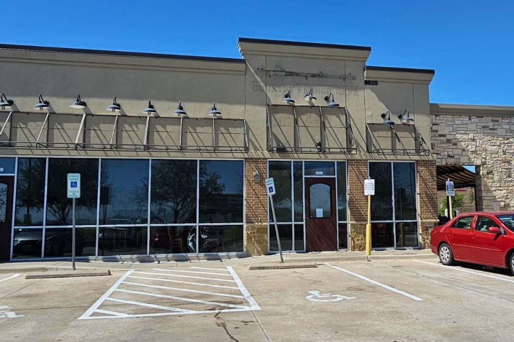 storefront at La Madeleine