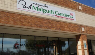 Masala Twist in Richardson has rebranded to Malgudi Garden, a vegan and vegetarian Indian restaurant. (Isabella Zeff/Community Impact)