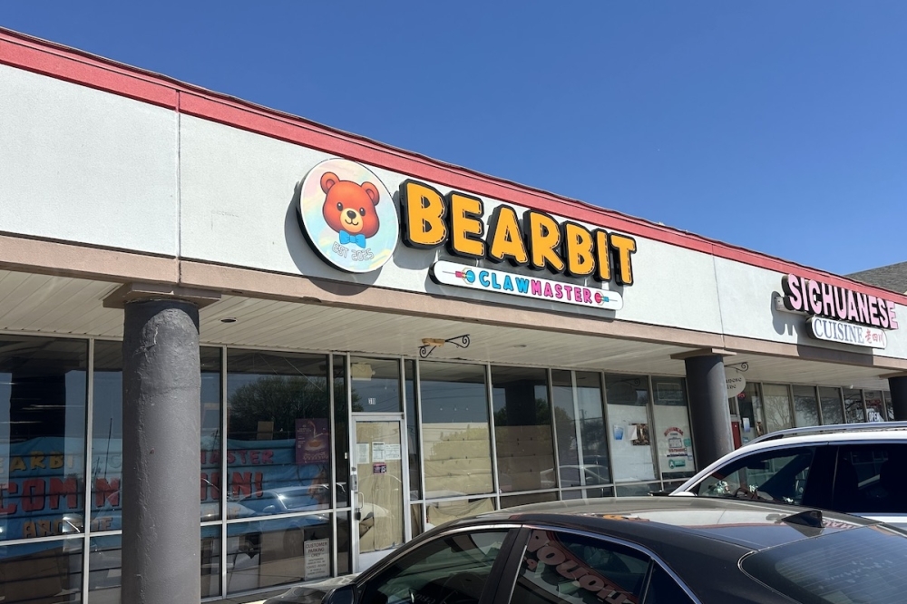 BearBit will offer a variety of claw machines at its new Plano location. (Michael Crouchley/Community Impact)