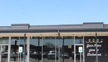 Kid N Play will be located between Lockwood Distilling Company and Lizzie Bee's Flower Shoppe. (Isabella Zeff/Community Impact)