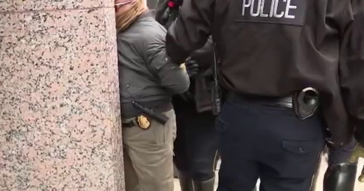 Counter protestors disrupt 'No Kings' march in Downtown Dallas