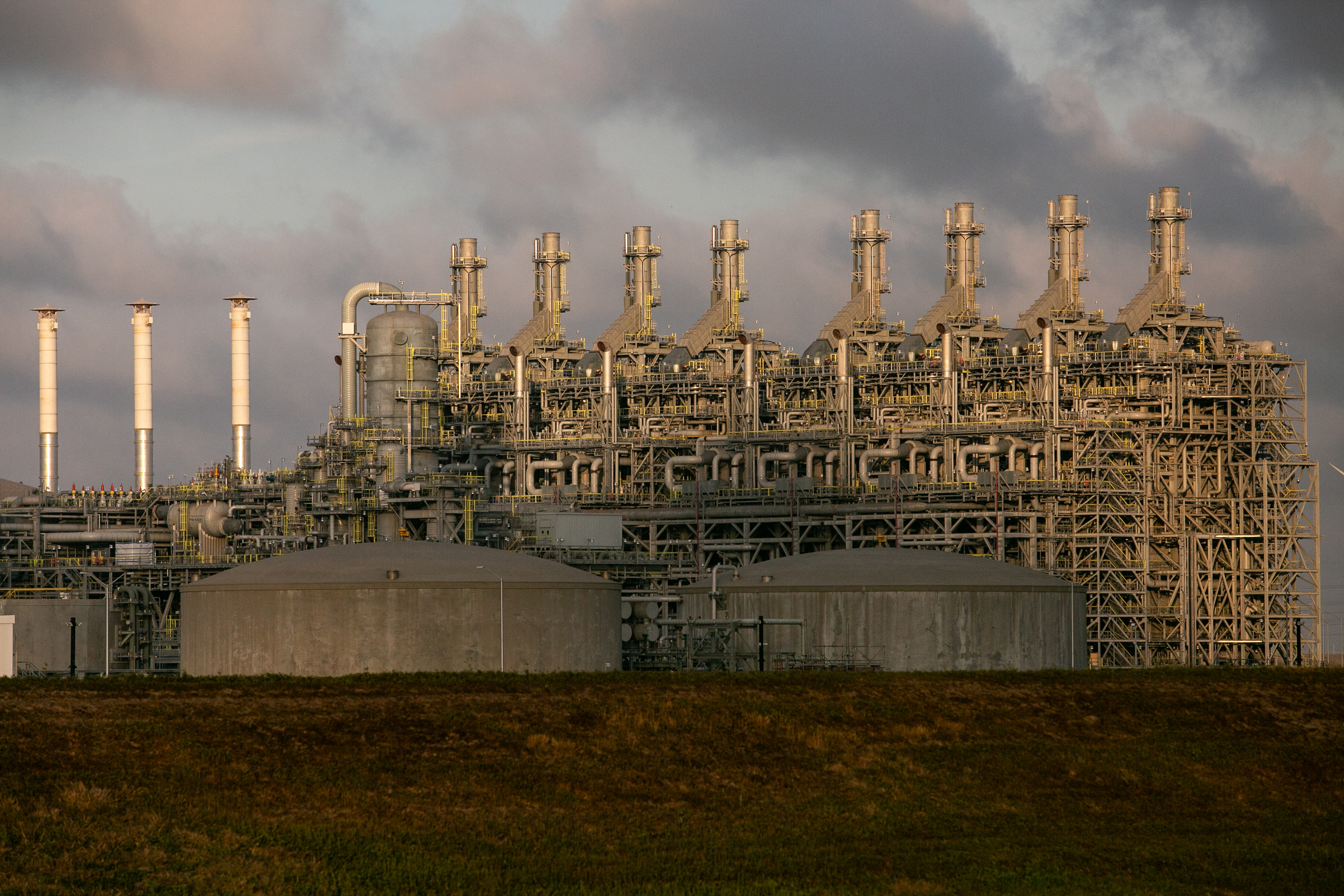 Gulf Coast Growth Ventures, a plastics production facility operated by ExxonMobil and Saudi Arabia, started operations in 2022 and is the largest water consumer in the Corpus Christi region. Credit: Dylan Baddour/Inside Climate News