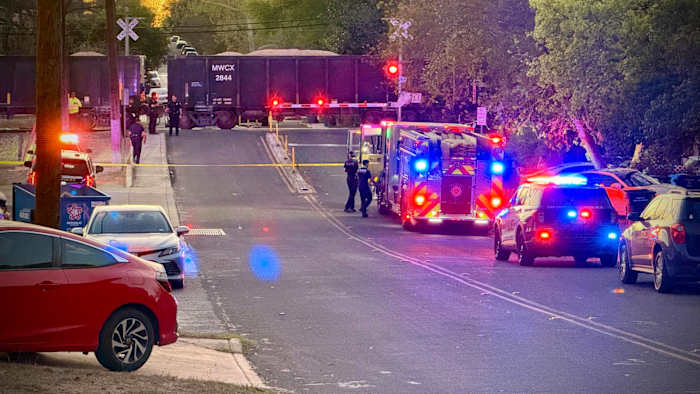 Man killed by train while walking on tracks near San Pedro Springs Park, San Antonio police say