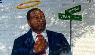 Dallas officials say they are working to change freeway signs to reflect Botham Jean Boulevard