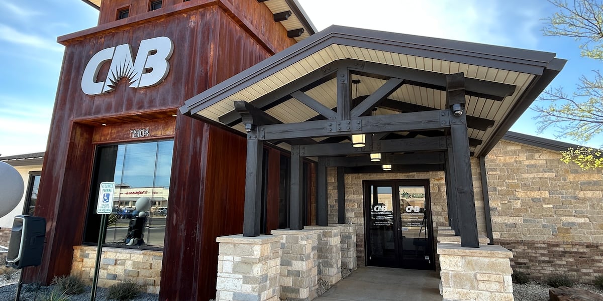 Community National Bank hosts ribbon cutting for new Lubbock branch