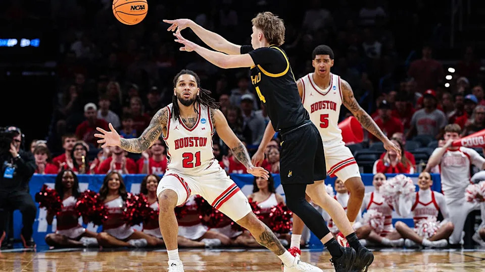 <div>OKLAHOMA CITY, OKLAHOMA - MARCH 19: Aidan Sevilla #4 of the Idaho Vandals pass against Emanuel Sharp #21 of the Houston Cougars during the first round of the 2026 NCAA Men's Basketball Tournament held at Paycom Center on March 19, 2026 in Oklahoma City, Oklahoma. (Photo by Shane Bevel/NCAA Photos via Getty Images)</div>