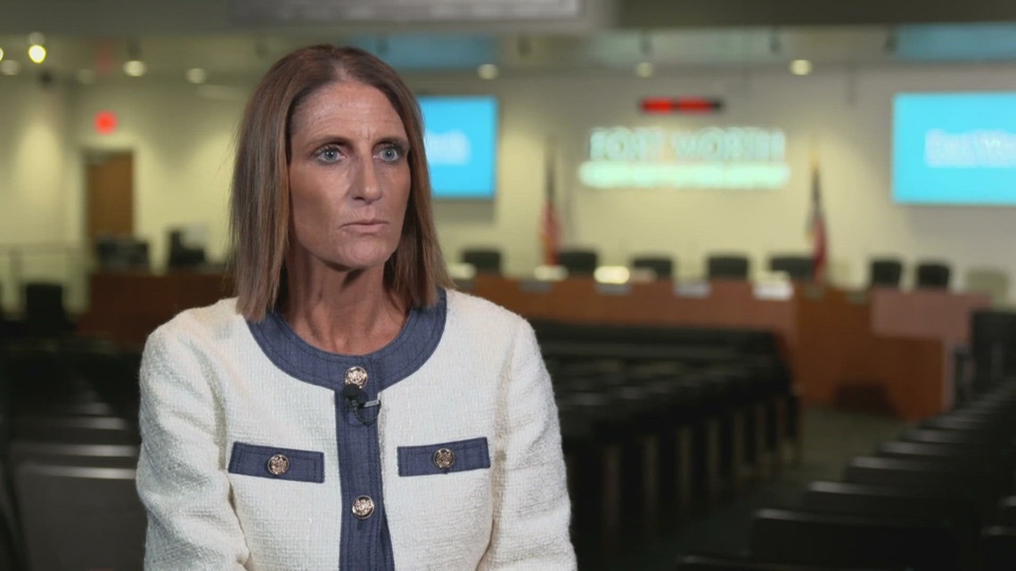 The state education commissioner called Fort Worth ISD Superintendent Karen Molinar about her future as district leader