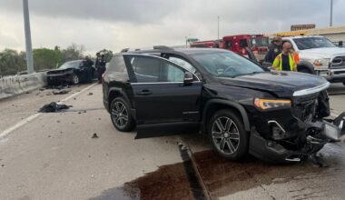 Harris Co. Pct. 1 constable deputy, motorist taken to hospital after crash