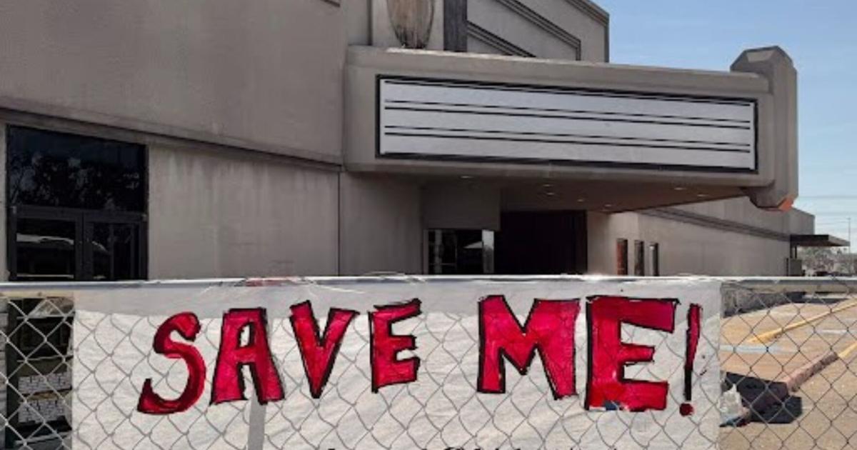 Donations Needed: Garden Oaks Theater sale agreement signed — $7.1M race against demolition begins | Community