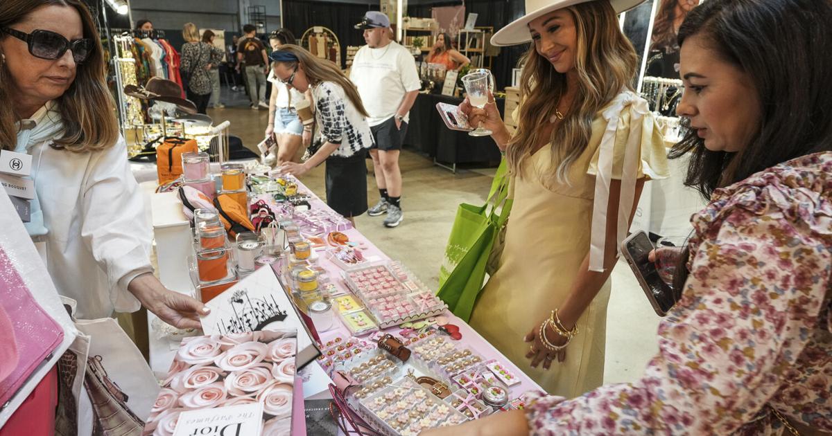 Houston Junior Forum’s City Market returns to support scholarships and community programs | Community