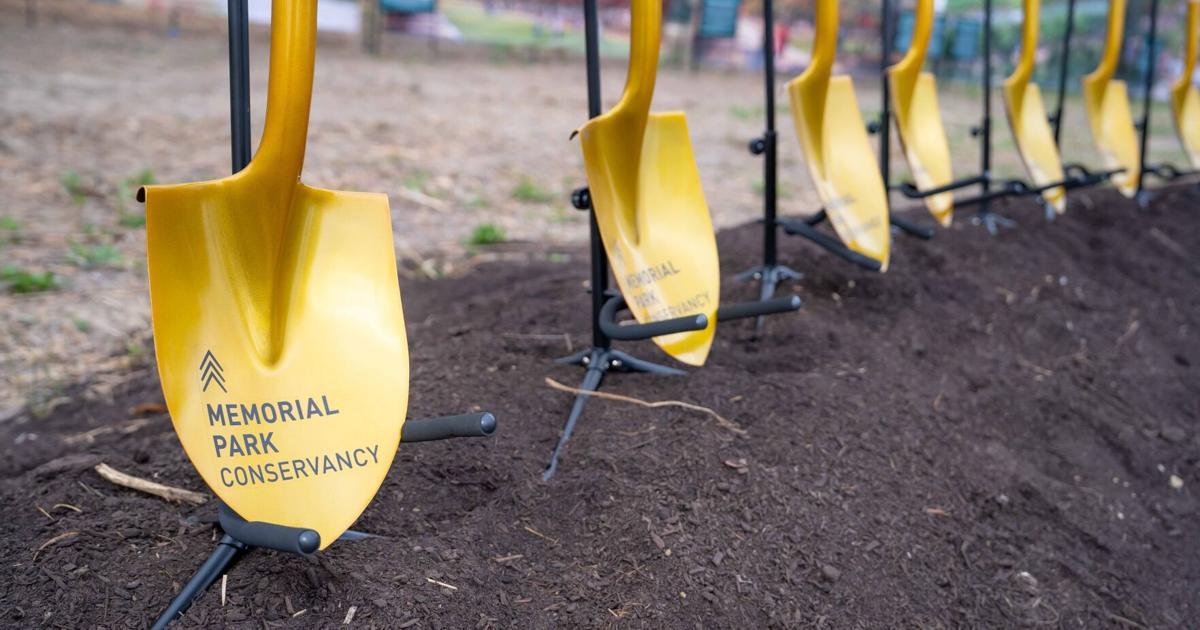 Memorial Park Conservancy breaks ground on Memorial Groves project | Community