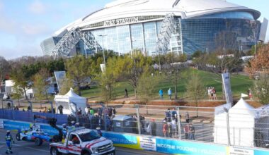 Red flag at IndyCar practice after workers spotted on temporary Texas street course | Sports