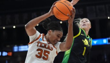 Booker's March Madness moment is career high 40 as No. 1 Texas rolls over Oregon 100-58 to Sweet 16 | National Sports