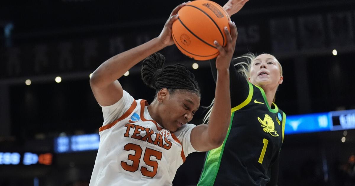 Booker's March Madness moment is career high 40 as No. 1 Texas rolls over Oregon 100-58 to Sweet 16 | National Sports
