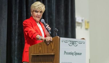 Former Fort Worth Mayor Betsy Price emphasizes service, resilience at Women in Leadership luncheon | Local News