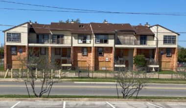 Dallas can’t afford to lose all its older, cheaper apartments