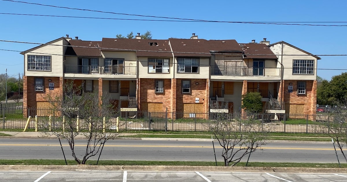 Dallas can’t afford to lose all its older, cheaper apartments