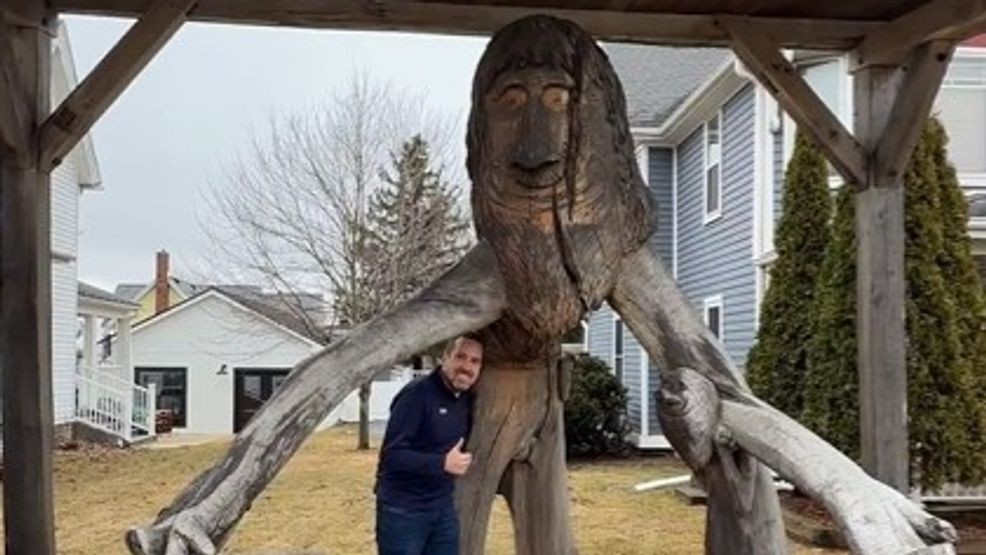 The photo shows the size of some of the trolls in comparison to a human (Amazing America)