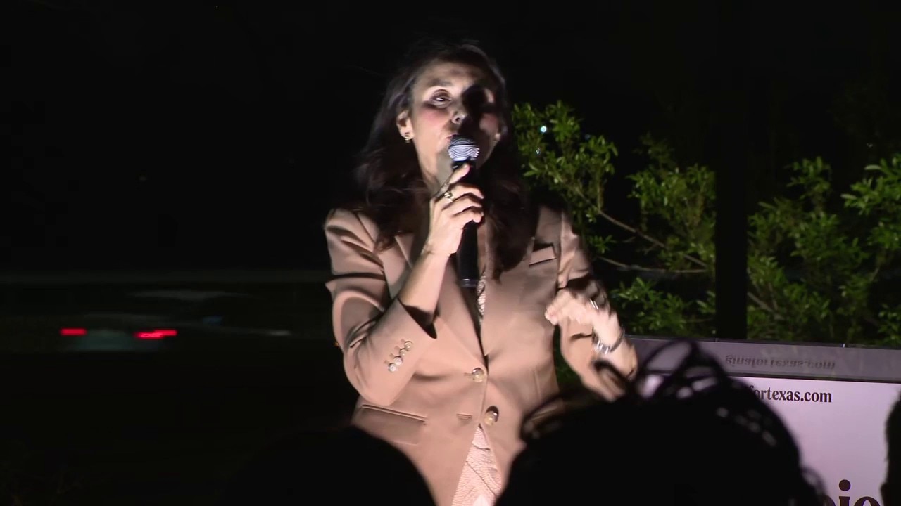 Gina Hinojosa wins Texas Dem primary for governor