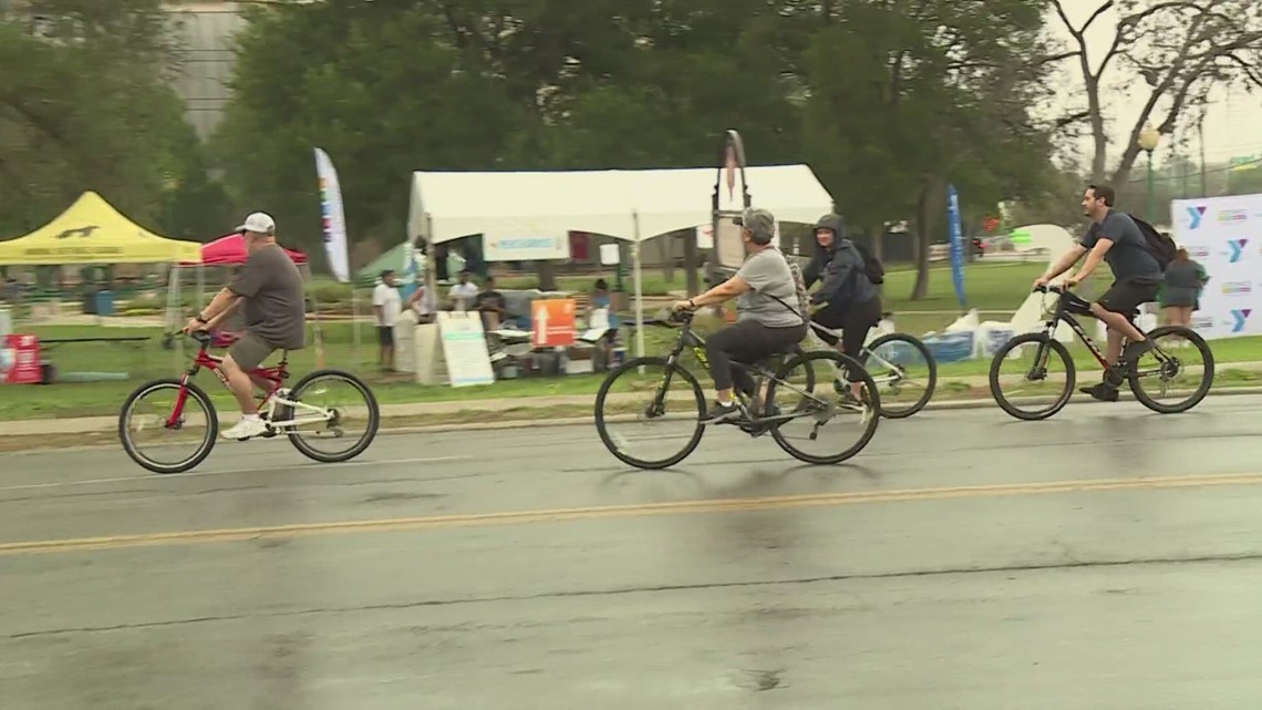 Street takeover! Siclovia returns to Broadway in April