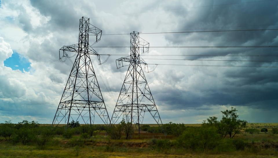 Texas Tech researchers find link between power outages and home prices: 'Policymakers can consider [it] when making the decisions'