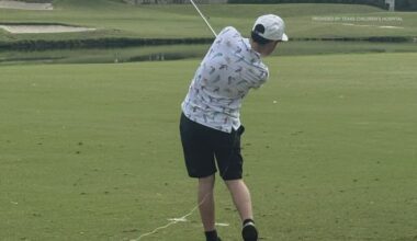 High school golfer battling leukemia finds strength on the course at Houston Open